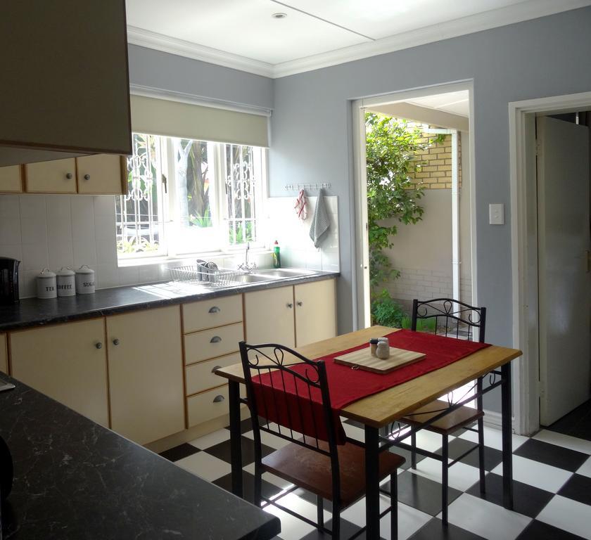 1932 House Bed And Breakfast Walvis Bay Ngoại thất bức ảnh